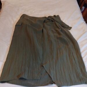 9 West Womans Y2K  Olive Green  Boho Wrap  Skirt XL